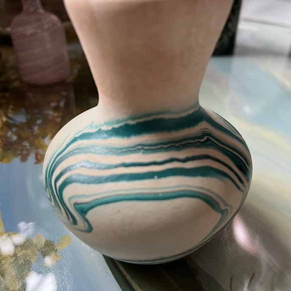 Native American Pottery Vase Nemadji - Picture 2 of 10